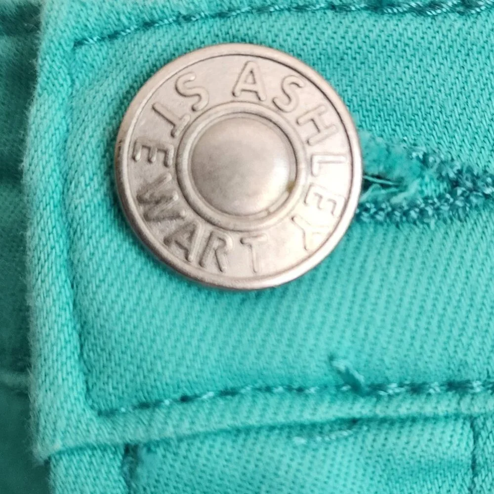 Ashley Stewart - Women's Plus Denim Mint Green Shorts Size 28 - Picture 3 of 7